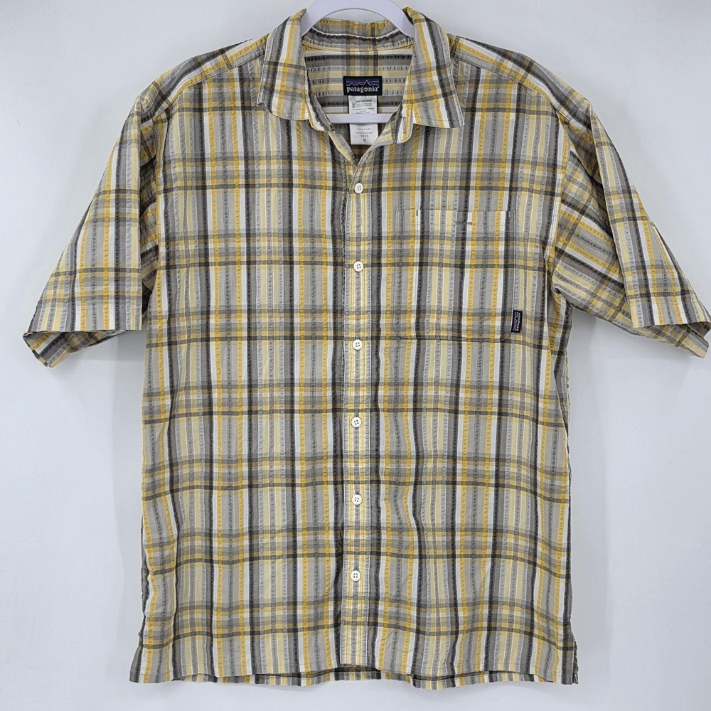 Patagonia Short Sleeve Puckerware Seersucker Shirt Mens Medium Yellow Gray Plaid
